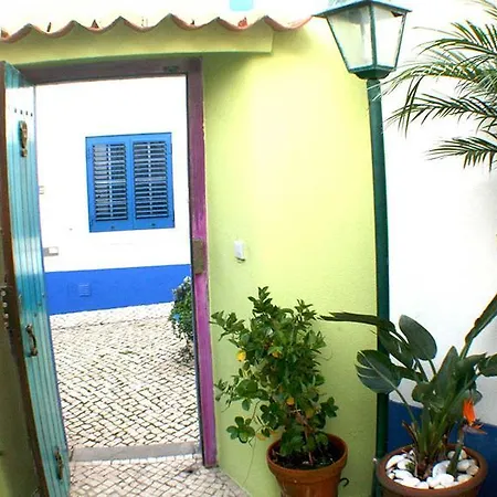 Vakantiehuis Elegant House In Ericeira's Center *