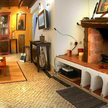 Vakantiehuis Elegant House In Ericeira's Center