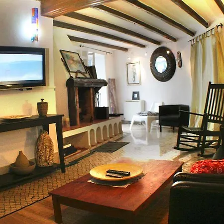 Elegant House In Ericeira's Center Vakantiehuis Ericeira