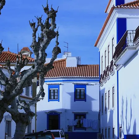 Elegant House In Ericeira's Center Vakantiehuis *